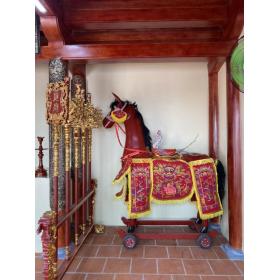 Làng nghề truyền thống Sơn Đồng nhận chế tác ngựa gỗ thờ