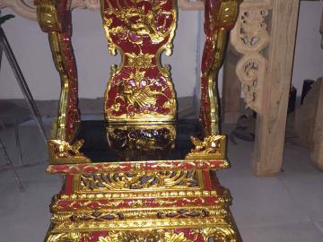 Ỷ thờ gia tiên sơn son