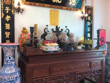 Top 100 mẫu bàn thờ hiện đại đẹp dành cho chung cư