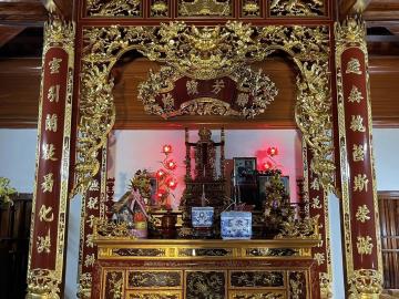 Bộ sưu tập hoành phi, câu đối đẹp treo trong nhà thờ họ