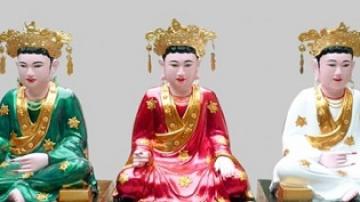 Tam tòa Thánh Mẫu là ai?